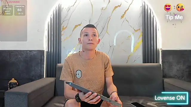 Isaak 26 online show from 8, 4, 2026