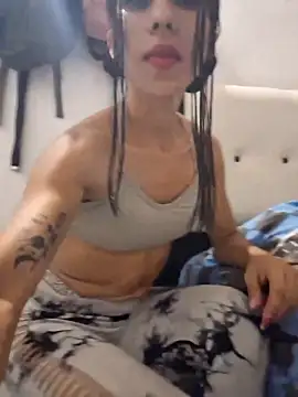 Snapshot of Alannys19 chatting on 27, 2, 2026 Alannys19 online show from 27, 2, 2026