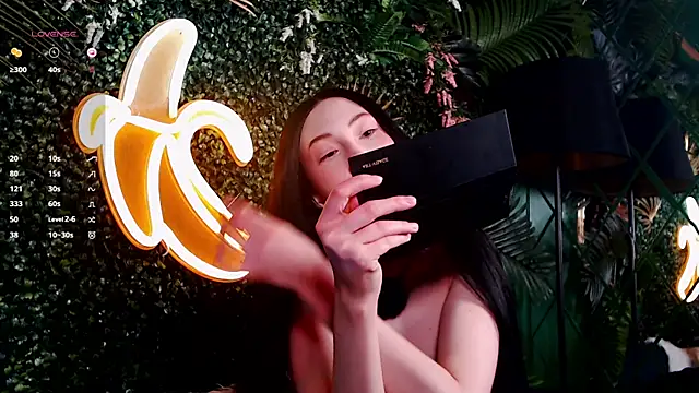 roxy morrison x online show from 31, 5, 2026