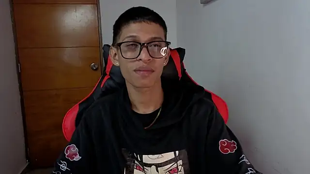 Snapshot of Niklausxxx chatting on 2, 3, 2026 Niklausxxx online show from 2, 3, 2026