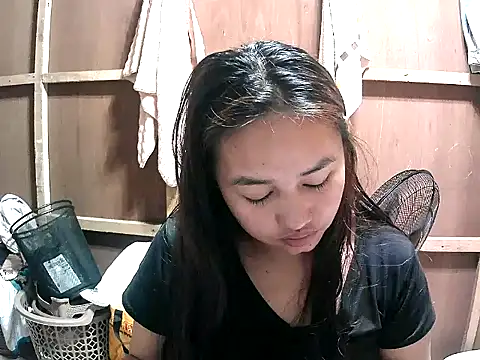 Snapshot of Cloudette_17 chatting on 3, 3, 2026 Cloudette 17 online show from 3, 3, 2026