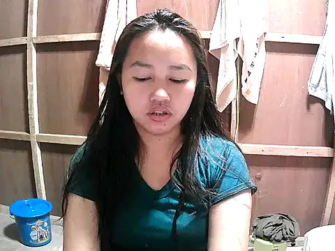 Snapshot of Cloudette_17 chatting on 25, 2, 2026 Cloudette 17 online show from 25, 2, 2026