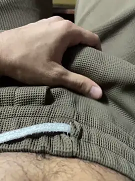 hassuniii online show from 3, 4, 2026