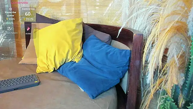 sophieBlair  online show from 14, 3, 2026