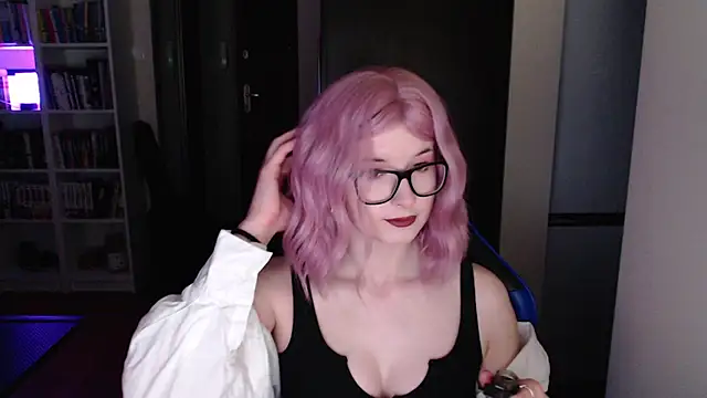 LunaXcherry online show from 24, 3, 2026