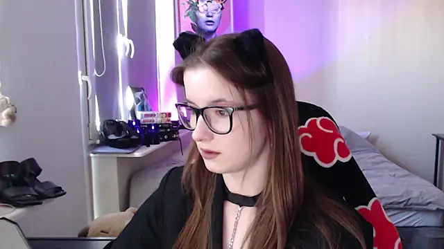 Snapshot of LunaXcherry chatting on 27, 5, 2026 LunaXcherry online show from 27, 5, 2026