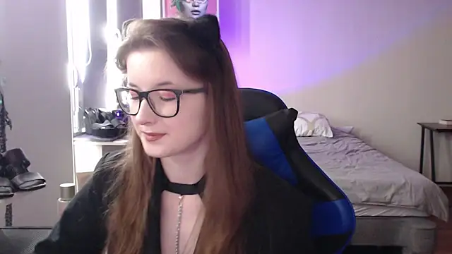 Snapshot of LunaXcherry chatting on 31, 5, 2026 LunaXcherry online show from 31, 5, 2026