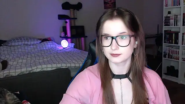 LunaXcherry online show from 30, 3, 2026