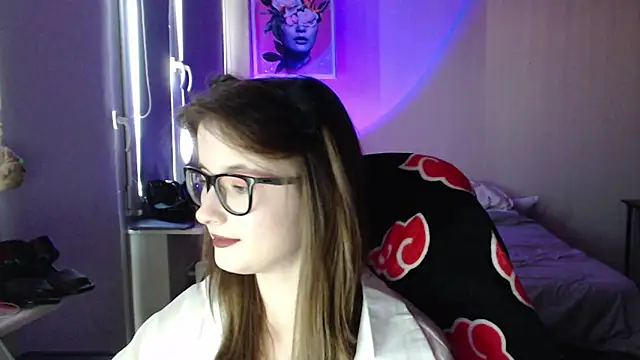 Snapshot of LunaXcherry chatting on 26, 5, 2026 LunaXcherry online show from 26, 5, 2026
