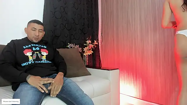 Snapshot of morganandmegan01 chatting on 24, 2, 2026 morganandmegan01 online show from 24, 2, 2026