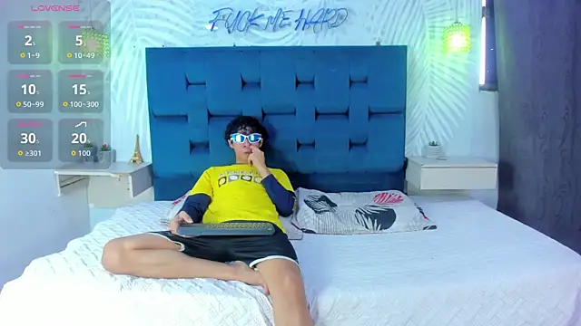 Snapshot of Adventurous_Boys chatting on 26, 2, 2026 Adventurous Boys online show from 26, 2, 2026