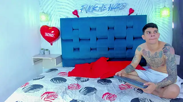 Snapshot of Adventurous_Boys chatting on 14, 2, 2026 Adventurous Boys online show from 14, 2, 2026