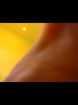 Mickredge online show from 7, 4, 2026