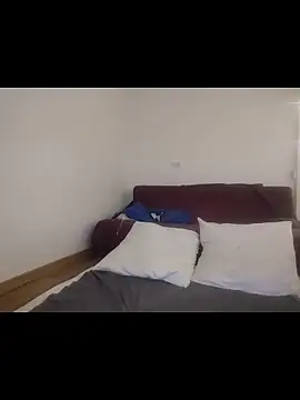 Snapshot of Mickredge chatting on 28, 2, 2026 Mickredge online show from 28, 2, 2026