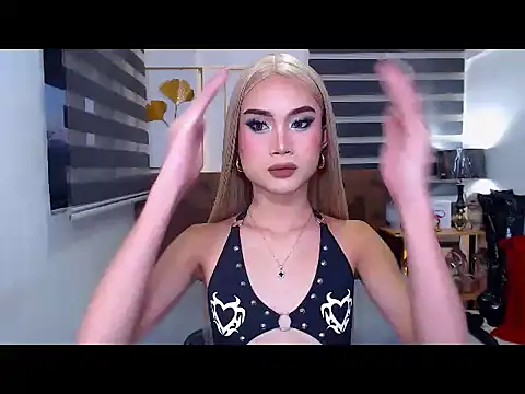 JuicyCockThea online show from 17, 6, 2026