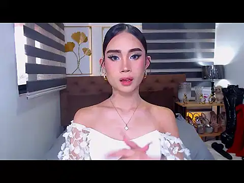 JuicyCockThea online show from 11, 7, 2026