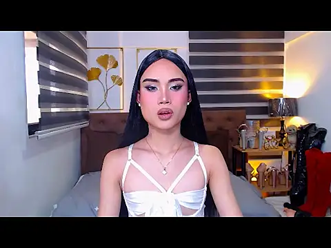 JuicyCockThea online show from 8, 5, 2026