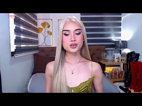 JuicyCockThea online show from 1, 5, 2026