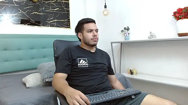 Snapshot of Trevor_Ash chatting on 10, 2, 2026 Trevor Ash online show from 10, 2, 2026