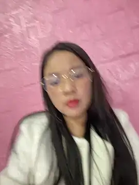 Strawberry-wet online show from 9, 2, 2026