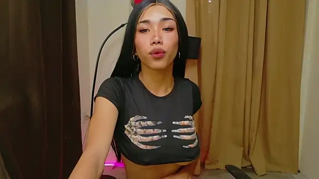Snapshot of Queenoflustx chatting on 12, 5, 2026 Queenoflustx online show from 12, 5, 2026