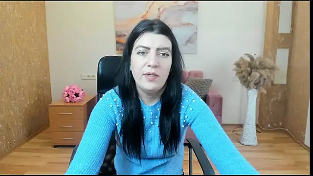 Erin Morales online show from 2, 3, 2026