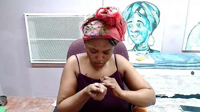 Snapshot of TyraHotxxx chatting on 6, 4, 2026 TyraHotxxx online show from 6, 4, 2026