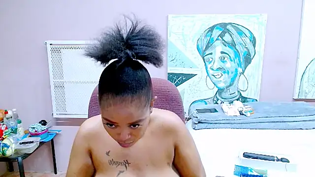 TyraHotxxx online show from 21, 5, 2026