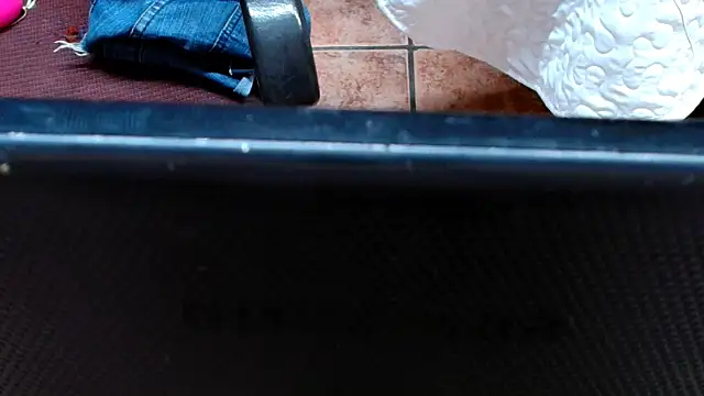 Snapshot of TyraHotxxx chatting on 23, 3, 2026 TyraHotxxx online show from 23, 3, 2026