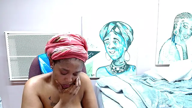 Snapshot of TyraHotxxx chatting on 31, 3, 2026 TyraHotxxx online show from 31, 3, 2026