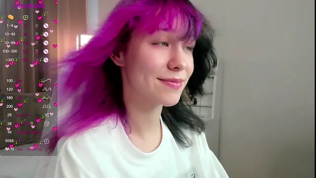 EmilyTrase online show from 28, 6, 2026