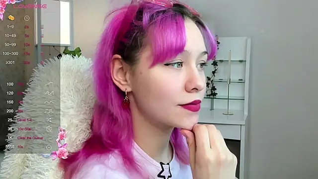 EmilyTrase online show from 21, 5, 2026