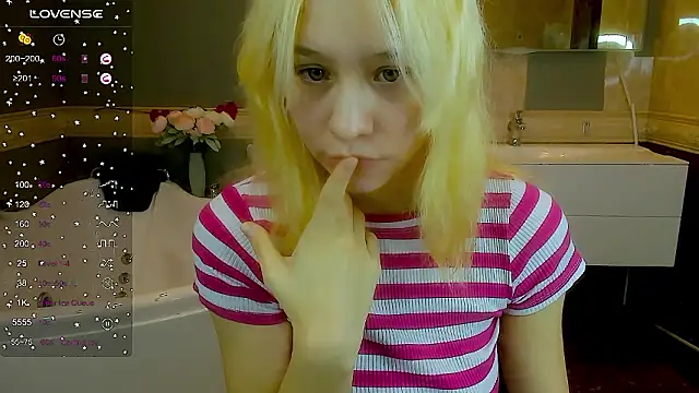 EmilyTrase online show from 7, 3, 2026