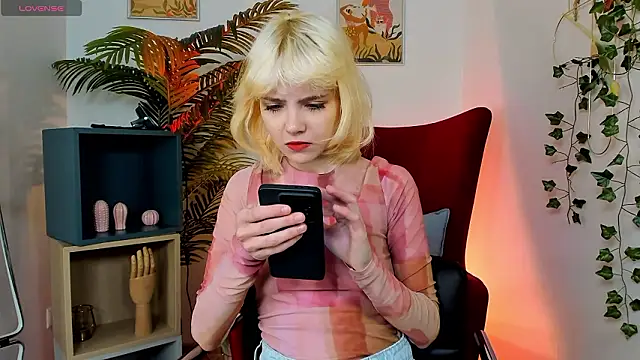 wow angel online show from 8, 3, 2026