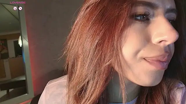 Mia  Moon1 online show from 10, 2, 2026