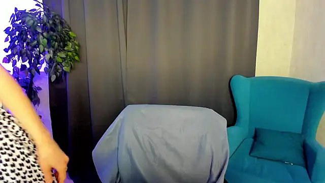 little  isabel online show from 6, 7, 2026