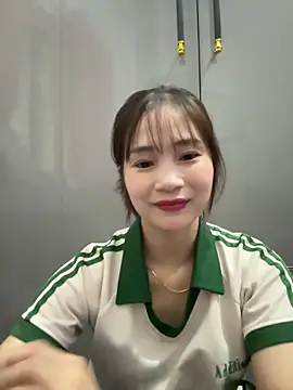 -Dumi- online show from 28, 2, 2026