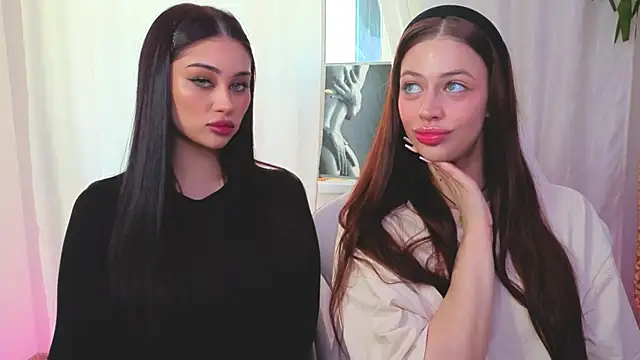 Sofia Plump online show from 14, 4, 2026