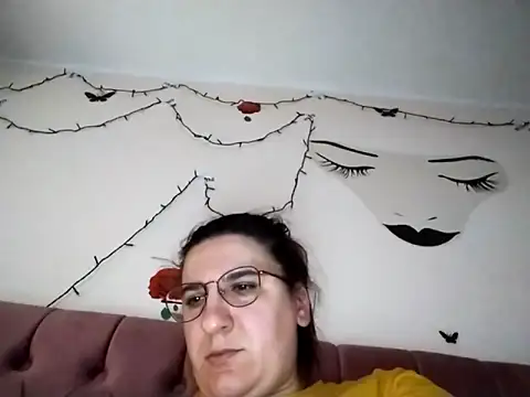 Snapshot of dana92vat chatting on 9, 2, 2026 dana92vat online show from 9, 2, 2026