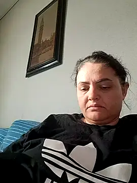 Snapshot of Sony28v chatting on 5, 4, 2026 Sony28v online show from 5, 4, 2026