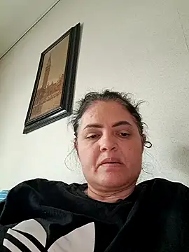 Snapshot of Sony28v chatting on 16, 4, 2026 Sony28v online show from 16, 4, 2026