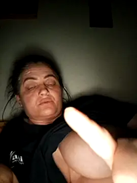 Snapshot of Sony28v chatting on 10, 4, 2026 Sony28v online show from 10, 4, 2026