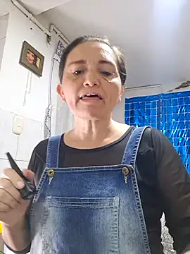 Alexamontiel  online show from 1, 3, 2026