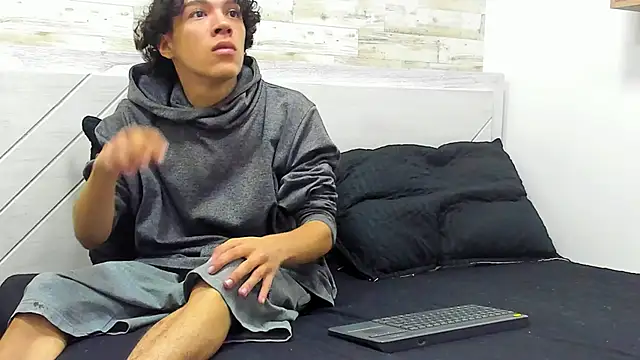 Snapshot of Jordi_Cooper chatting on 16, 2, 2026 Jordi Cooper online show from 16, 2, 2026