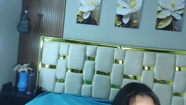  angela45cute online show from 13, 4, 2026