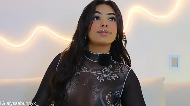 Alyssa bunnyx online show from 19, 3, 2026