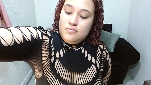 leilanewgirl online show from 17, 3, 2026