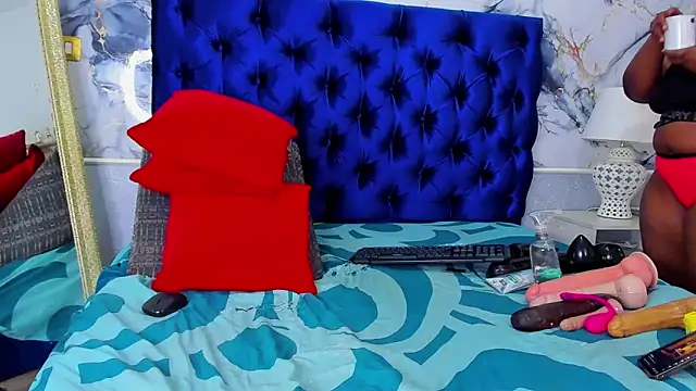 EBONY SWEEET  online show from 31, 5, 2026