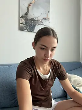  Patricia P online show from 3, 8, 2026