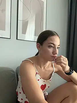  Patricia P online show from 8, 7, 2026